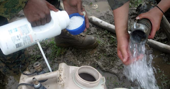 nauka Pytanie-Ciekawostka: Jaki jest symbol chemiczny chloru?