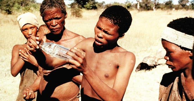 Films et télé Question: Dans le film "Les dieux sont tombés sur la tête", quel objet sème la zizanie dans la tribu Bushmen ?