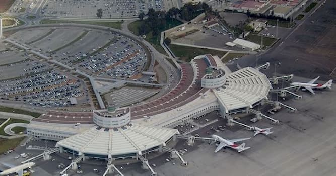 Société Question: Dans quelle ville algérienne se trouve l’aéroport international Houari-Boumédiène ?