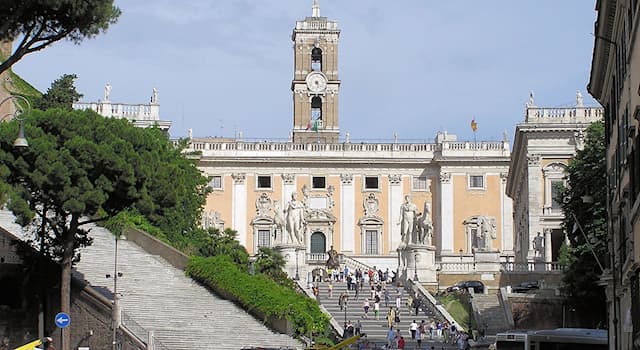 География Вопрос: Известно, что Рим был построен на семи холмах. Какой холм самый низкий из семи холмов Рима?