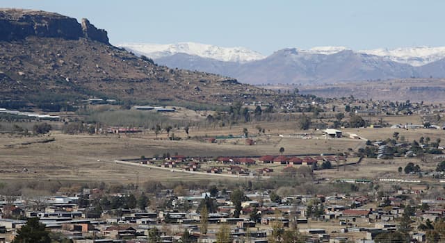 Società Domande: Qual è il nome della valuta del Regno del Lesotho?