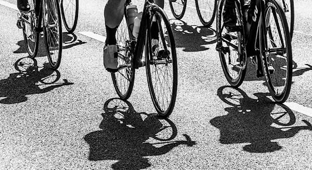 Deporte Pregunta Trivia: ¿En qué país se disputa la Tirreno-Adriático, una carrera ciclista de ciclismo en ruta que dura varios días?