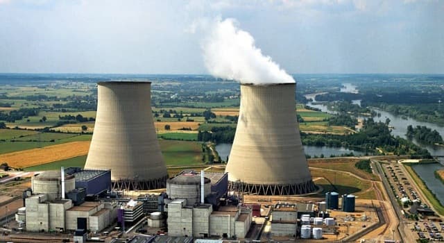 Science Question: Quand la centrale nucléaire EDF de Belleville-sur-Loire a-t-elle été mise en service ?