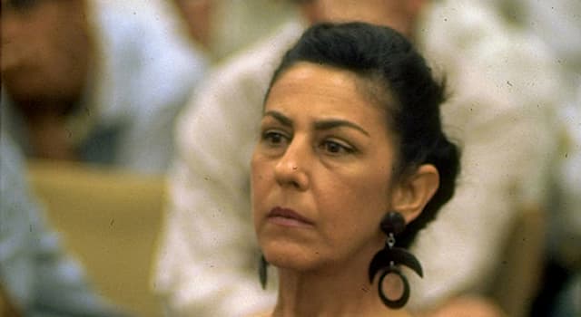 Histoire Question: Qui était Celia Sánchez Manduley ?