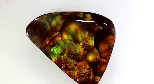 Ágata de fuego What-is-the-name-of-the-gemstone-in-the-picture