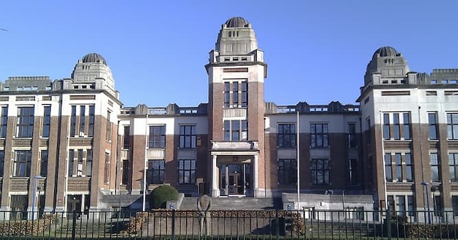 Histoire Question: En quelle année l'Université d'Anvers fut-elle fondée ?