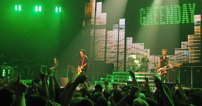 Cinema & TV Domande: Quale delle seguenti canzoni è del gruppo musicale dei Green Day?