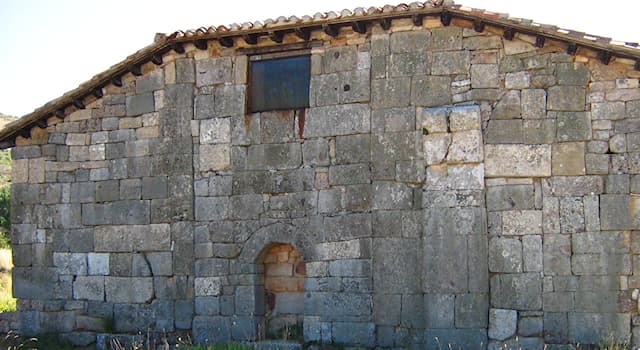 Culture Trivia Question: The remains of what church are in the picture?