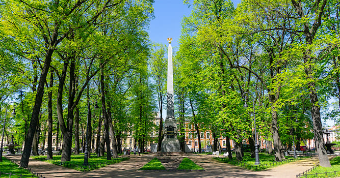Culture Question: Dans quelle ville russe se trouve l’Obélisque de Roumiantsev ?