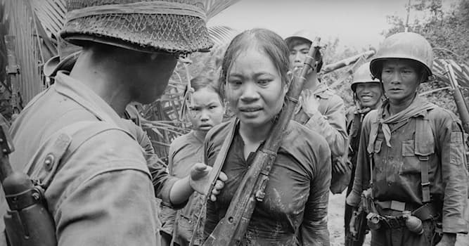Cronologia Domande: Per quanti anni gli Stati Uniti rimasero coinvolti direttamente nella guerra del Vietnam?