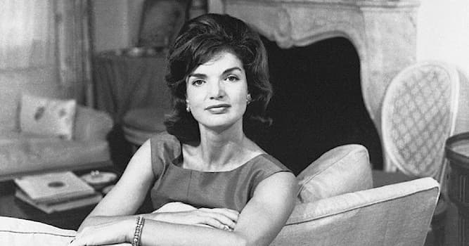 Toplum Trivia Sorusu: Fotoğraftaki kişi kimdir?