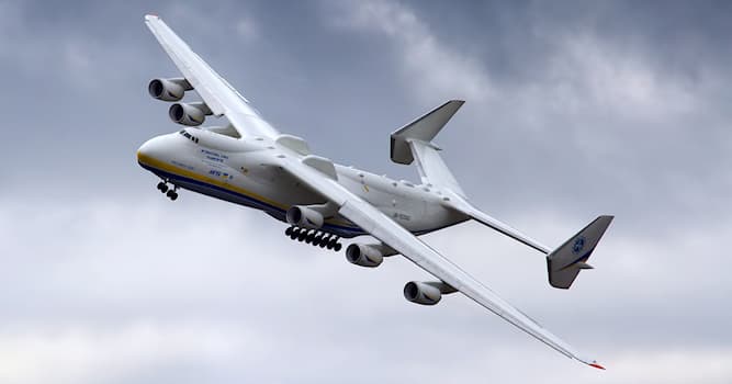 Cultura Domande: Qual è l'aereo più grande che sia mai stato messo in esercizio fino al 2022?