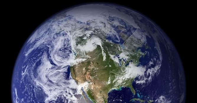 Scienza Domande: Qual è la circonferenza della Terra all'equatore?
