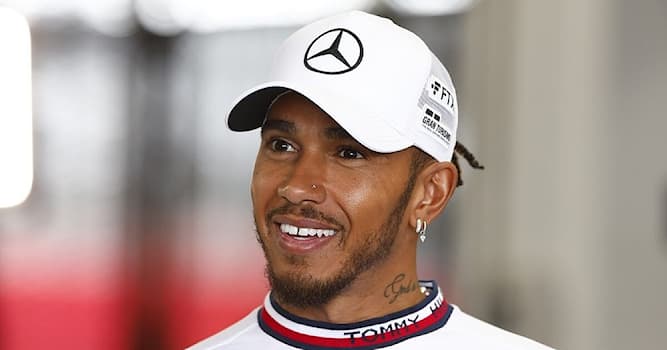 Sport Domande: Quando e con quale squadra Lewis Hamilton esordì in Formula 1?