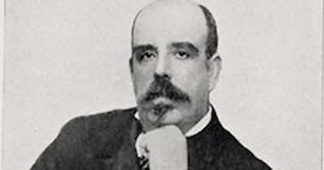 Science Question: Qui était Leopoldo Batres ?