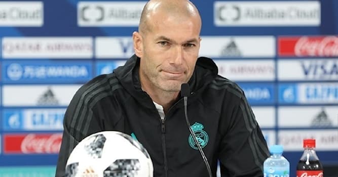 Sport Wissensfrage: Auf Grund welcher Attacke wurde Zinédine Zidane bei der WM 2006 von der FIFA für drei Spiele gesperrt?