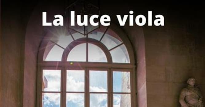 Cultura Domande: Chi ha scritto il romanzo storico La Luce Viola?