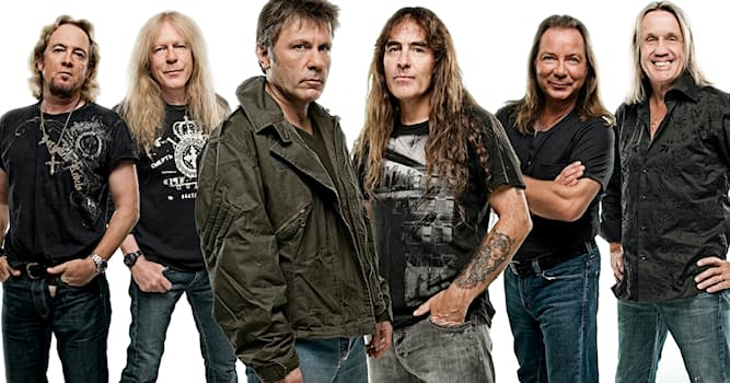 Cultura Domande: Di quale famoso gruppo heavy metal è il frontman Bruce Dickinson?