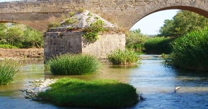 Geografia Domande: In quale regione nasce il fiume Ofanto?