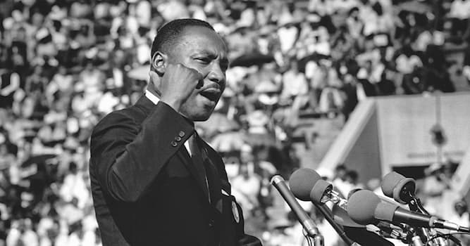 Geschiedenis Trivia Vraag: Wat is het thema van de beroemde 'I have a dream'-speech van Martin Luther King?