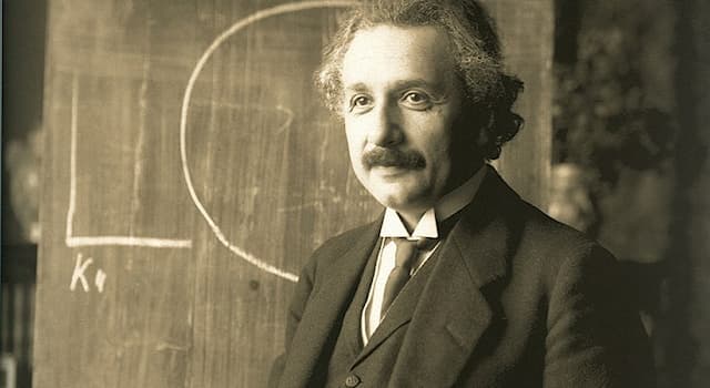 Cronologia Domande: Chi era Albert Einstein?