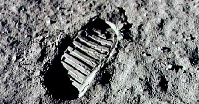 Cronologia Domande: In che anno l'uomo è sbarcato sulla luna (allunaggio)?