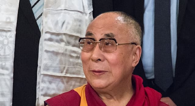 Gesellschaft Wissensfrage: In welchem Jahr wurde Tenzin Gyatso, der 14. Dalai Lama, geboren?