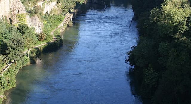 Geographie Wissensfrage: In welchem Land fließt der Fluss Adda?