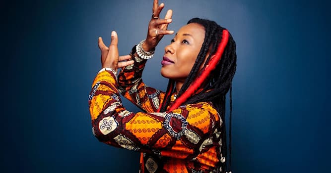 Kultur Wissensfrage: In welchem Land wurde die Singer-Songwriterin und Schauspielerin Fatoumata Diawara geboren?