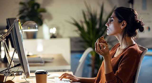 Sociedad Pregunta Trivia: ¿Qué nombre recibe un estilo de vida frenético, con muchas ocupaciones?