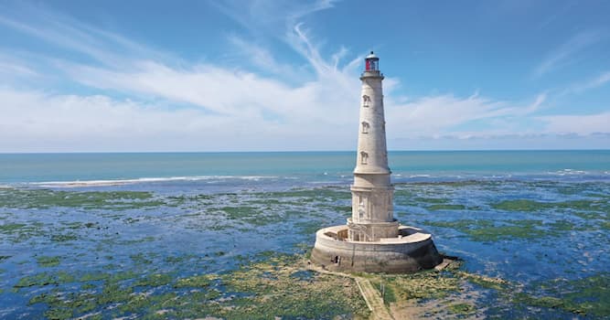 Géographie Question: Quel est le dernier phare habité en France, en 2021 ?