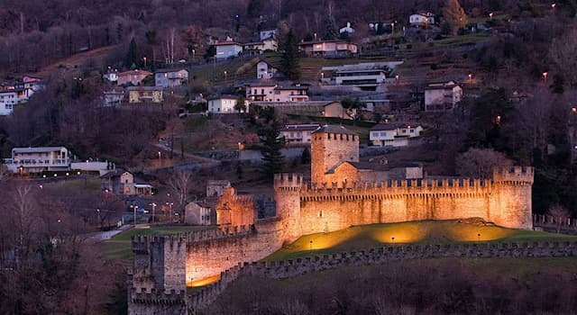 Kultur Wissensfrage: In welchem Land befindet sich das Castello di Montebello, das zum Welterbe der UNESCO gehört?