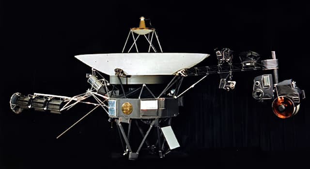 nauka Pytanie-Ciekawostka: W którym roku wystrzelono sondę Voyager 1?