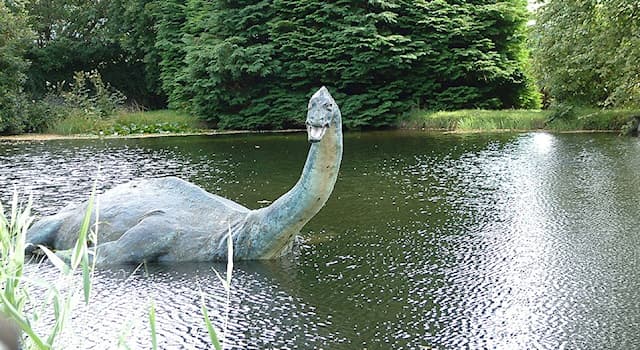 Kültür Trivia Sorusu: Loch Ness Gölü'nde yaşadığı söylenen canavarın adı nedir?