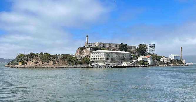 Geschiedenis Trivia Vraag: Waarvoor werd Alcatraz Island vroeger gebruikt?