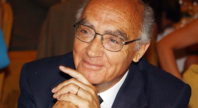 Gesellschaft Wissensfrage: Als was bezeichnete sich der portugiesische Schriftsteller José Saramago?