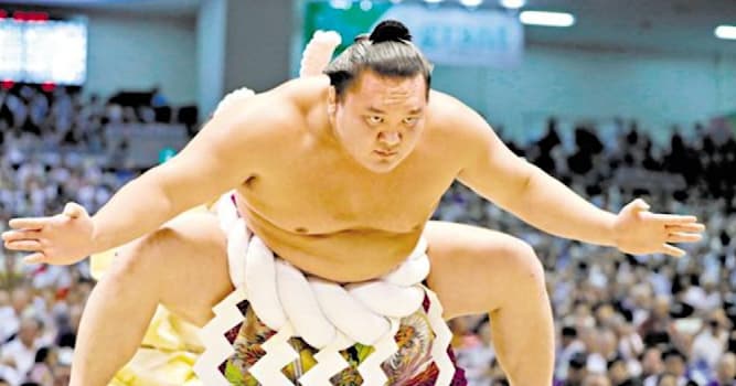 Sport Domande: Di che nazionalità è il più forte lottatore di sumo della storia hakuho?