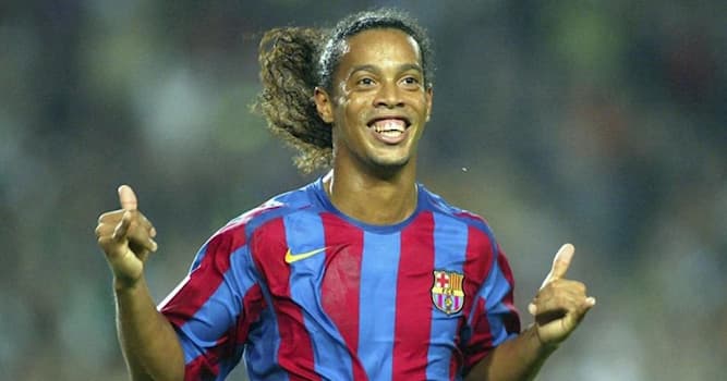 Sport Domande: In che anno ha vinto il pallone d'oro il calciatore brasiliano Ronaldinho?
