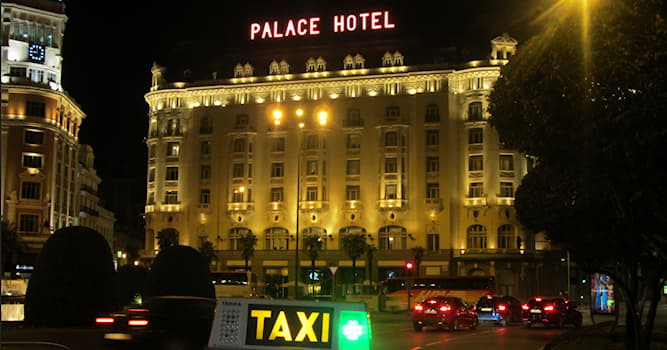 Cultura Pregunta Trivia: ¿Qué tienen en común las palabras taxi y hotel?