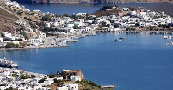Historia Pregunta Trivia: Según la Biblia, ¿cómo se llama la isla griega a la que fue enviado al exilio Juan?