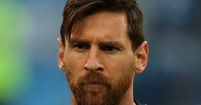 sport Pytanie-Ciekawostka: W którym roku Leo Messi został kapitanem drużyny FC Barcelony ?