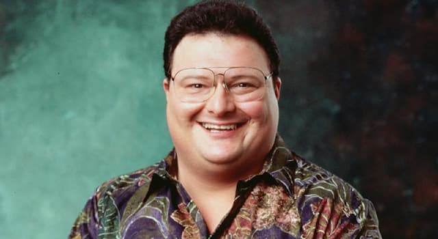 Movies & TV Trivia Question: Which of these films did actor Wayne Knight not appear in?