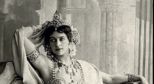Gesellschaft Wissensfrage: Wo wurde die Tänzerin und Spionin Margaretha Geertruida Zelle, genannt "Mata Hari", geboren?