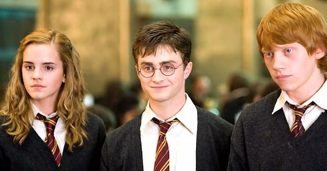 Kultura Pytanie-Ciekawostka: Kto jest autorem serii książek o Harrym Potterze?