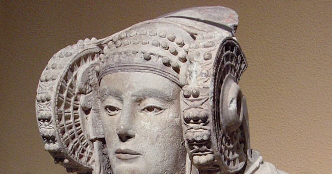 Historia Pregunta Trivia: ¿Qué nombre recibe ésta escultura?