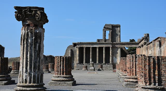 Geography Trivia Question: The ruined city of Pompeii is in which country?