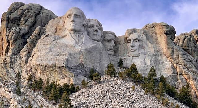 Geografia Pytanie-Ciekawostka: W którym kraju znajduje się Mount Rushmore?