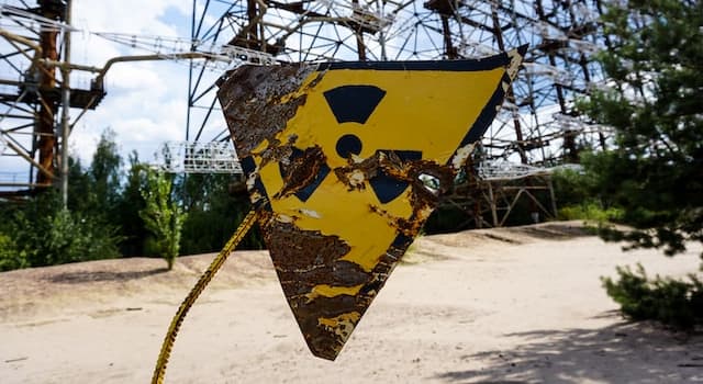 Science Question: Quel est l'autre nom des isotopes radioactifs ?