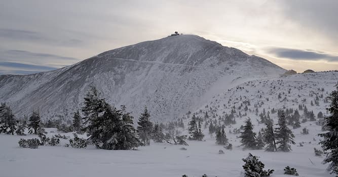 Natur Wissensfrage: Die Schneekoppe ist die höchste Erhebung welches Landes?