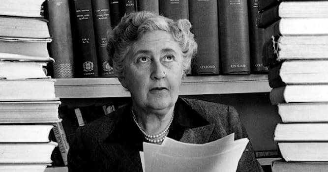 Kultura Pytanie-Ciekawostka: Którą książkę napisała Agatha Christie?